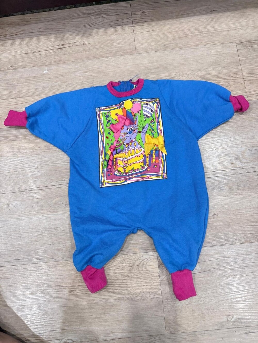 VTG 90s Zoodles Baby Romper 6M Blue Pink 3D Birthday Cat Ribbons
